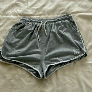 Women’s size M White Fox shorts